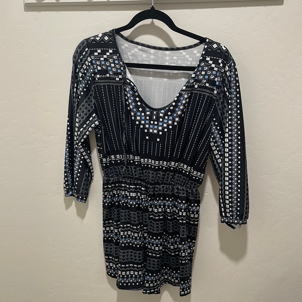 Very cute long sleeve romper! Size s/med